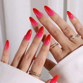 Flamme Écarlate – Ongles Amande extra longs ombré rouge | ONAILZ