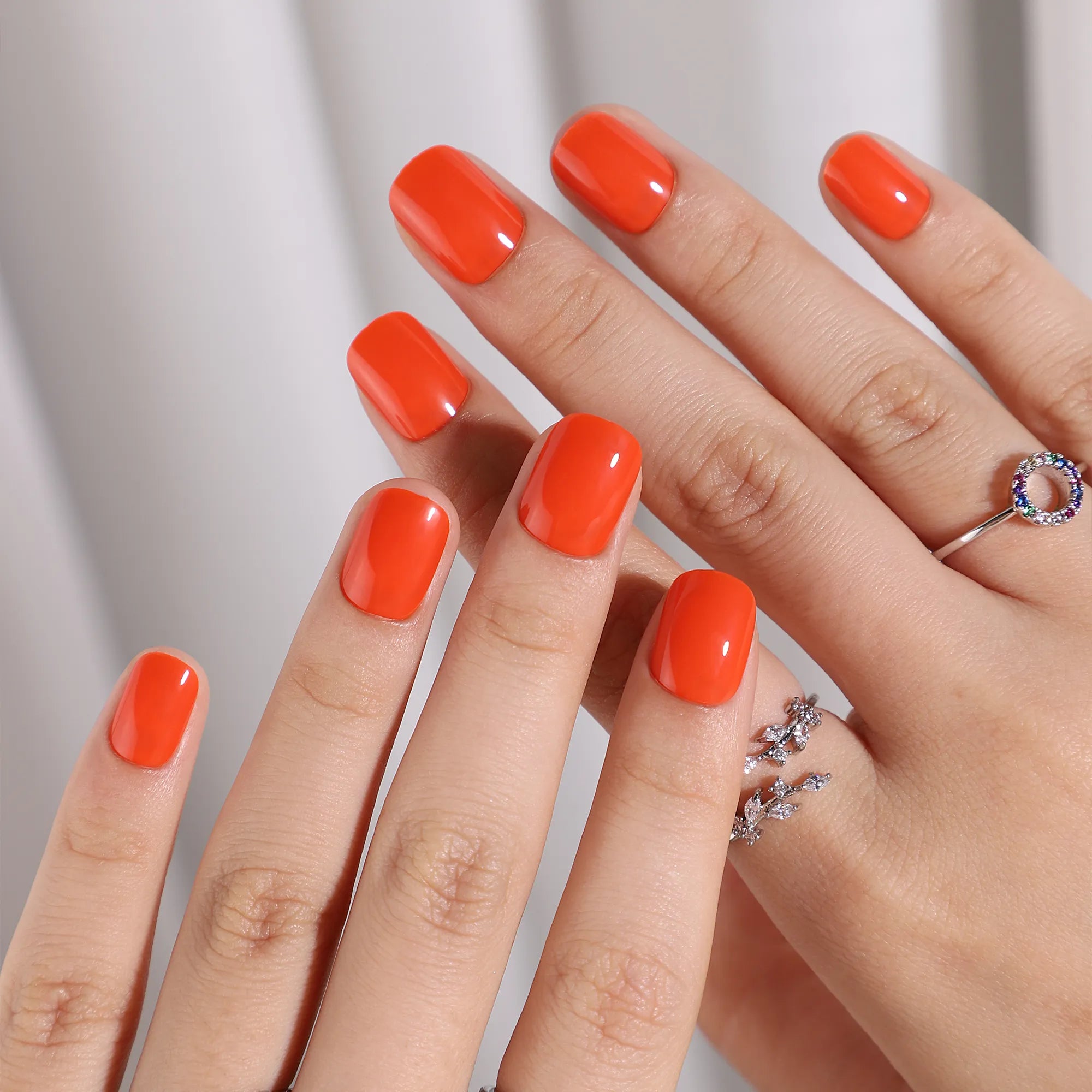 Orange Zest – Ongle court orange clair | ONAILZ