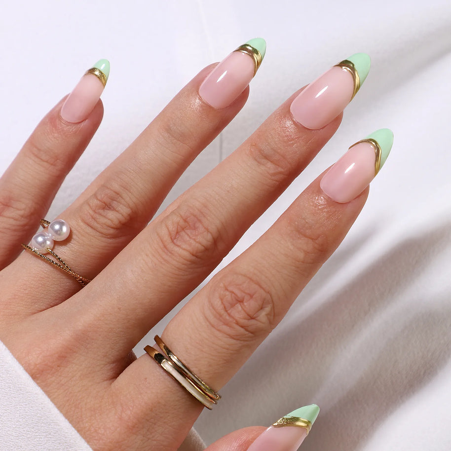 Émeraude Royale — Amande Extra Longue French Verte & Lignes Dorées | ONAILZ