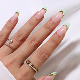 Émeraude Royale — Amande Extra Longue French Verte & Lignes Dorées | ONAILZ