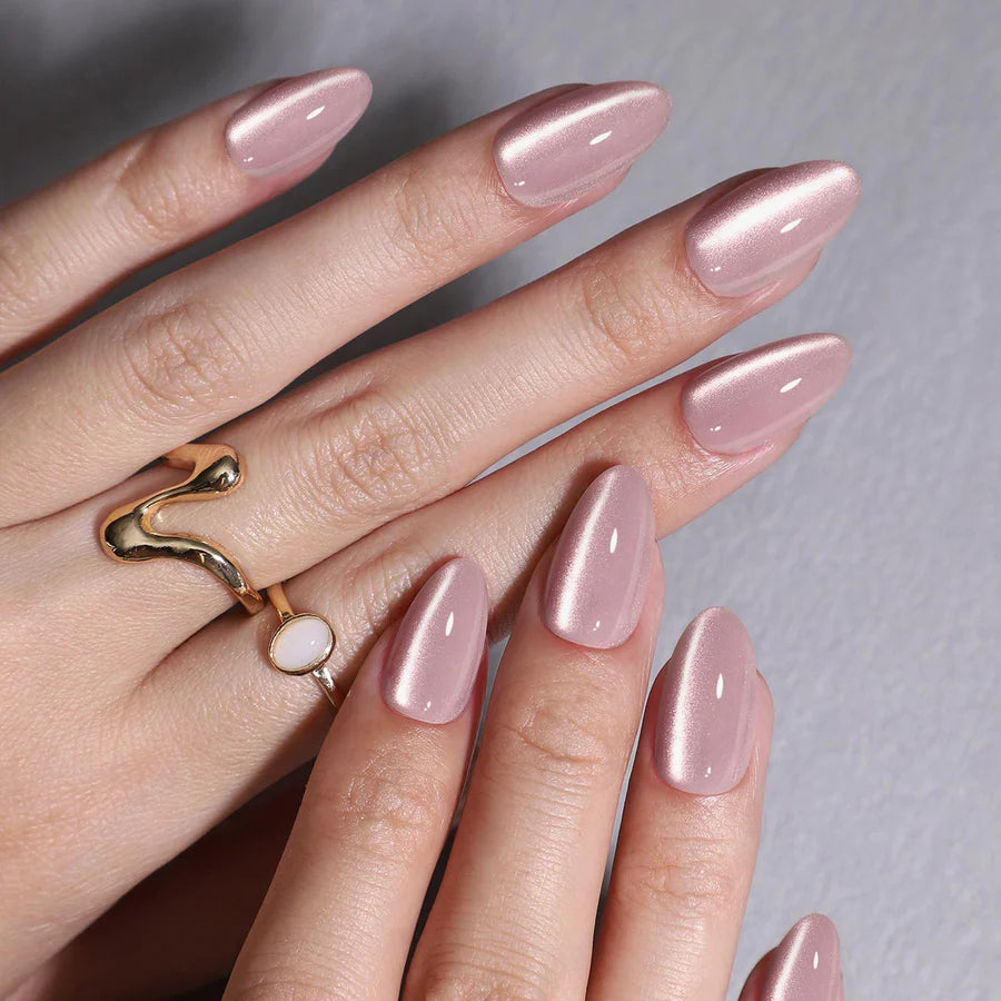 Aurore Féline 2 — Amande Cat Eye Rose Clair | ONAILZ