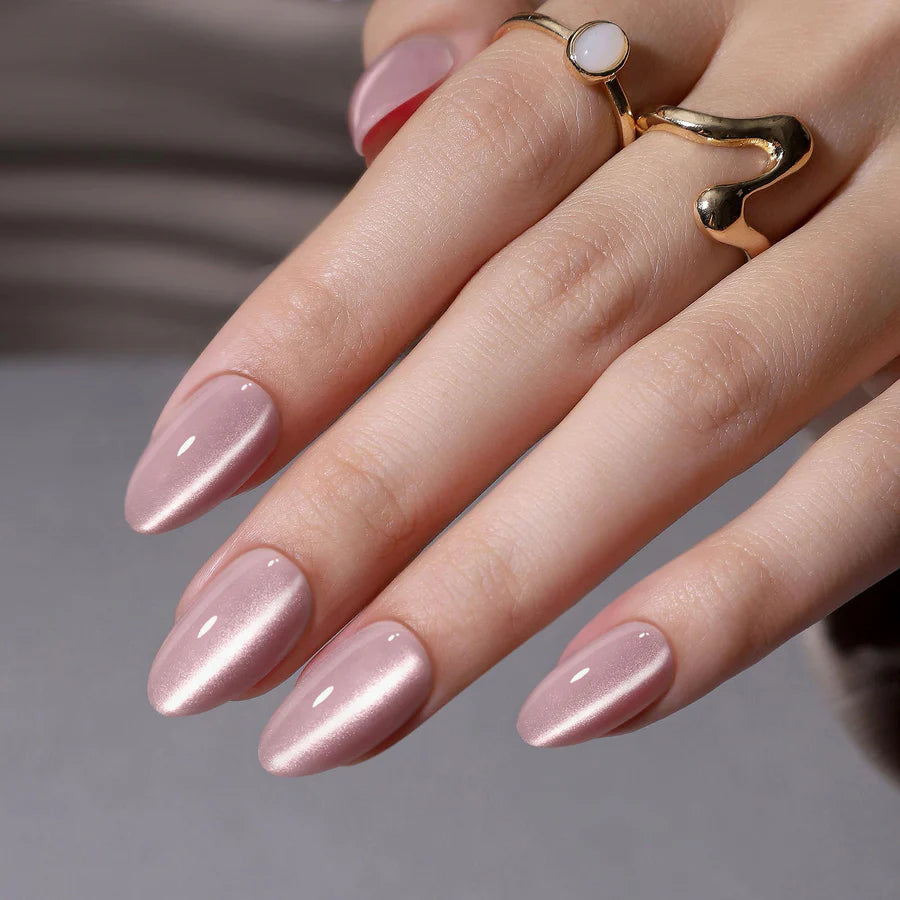 Aurore Féline 2 — Amande Cat Eye Rose Clair | ONAILZ