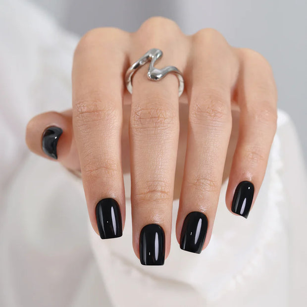 Le Classique Noir — Ongles Carré Noir | ONAILZ