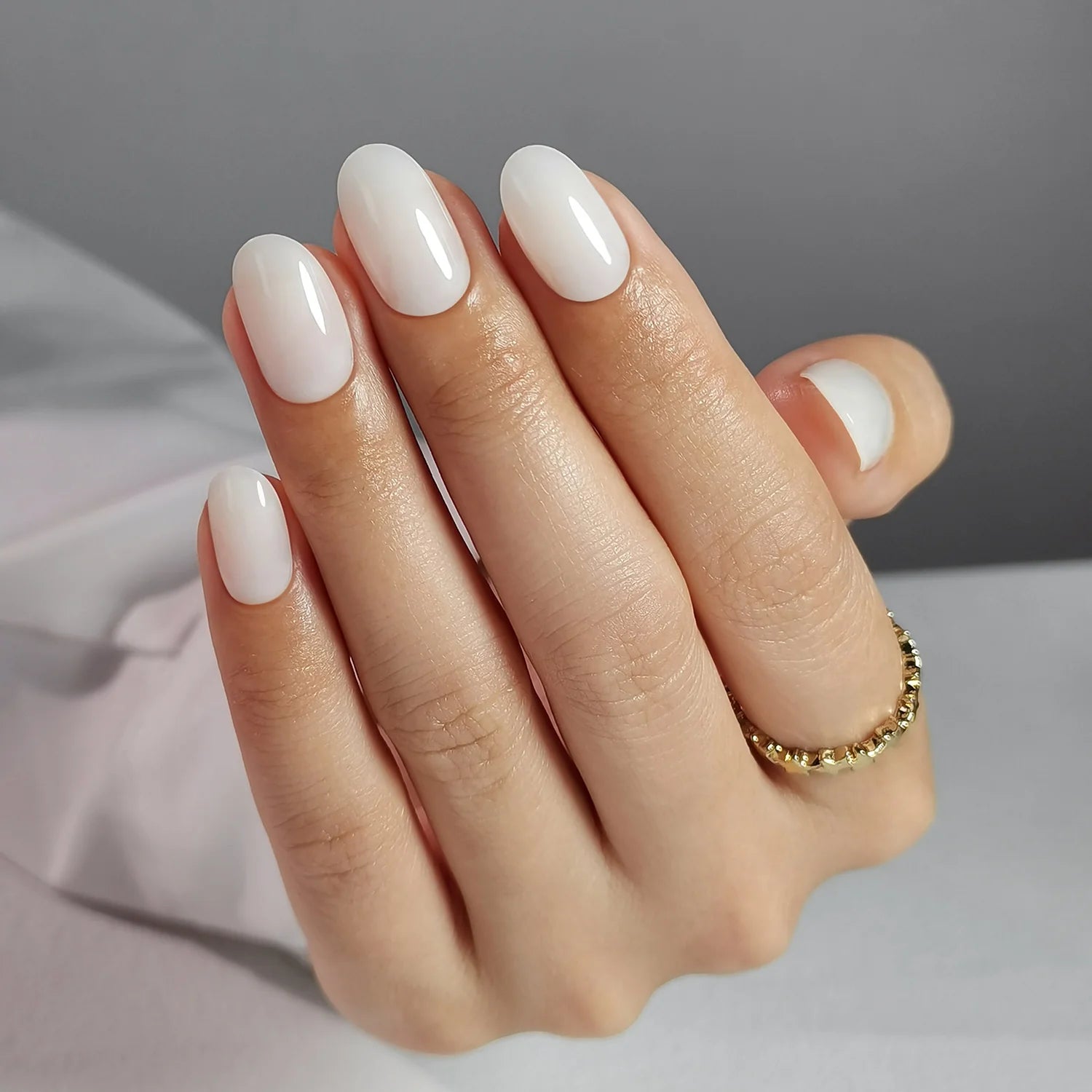 Perle Nacrée — Ovale Court Blanc Perle | ONAILZ