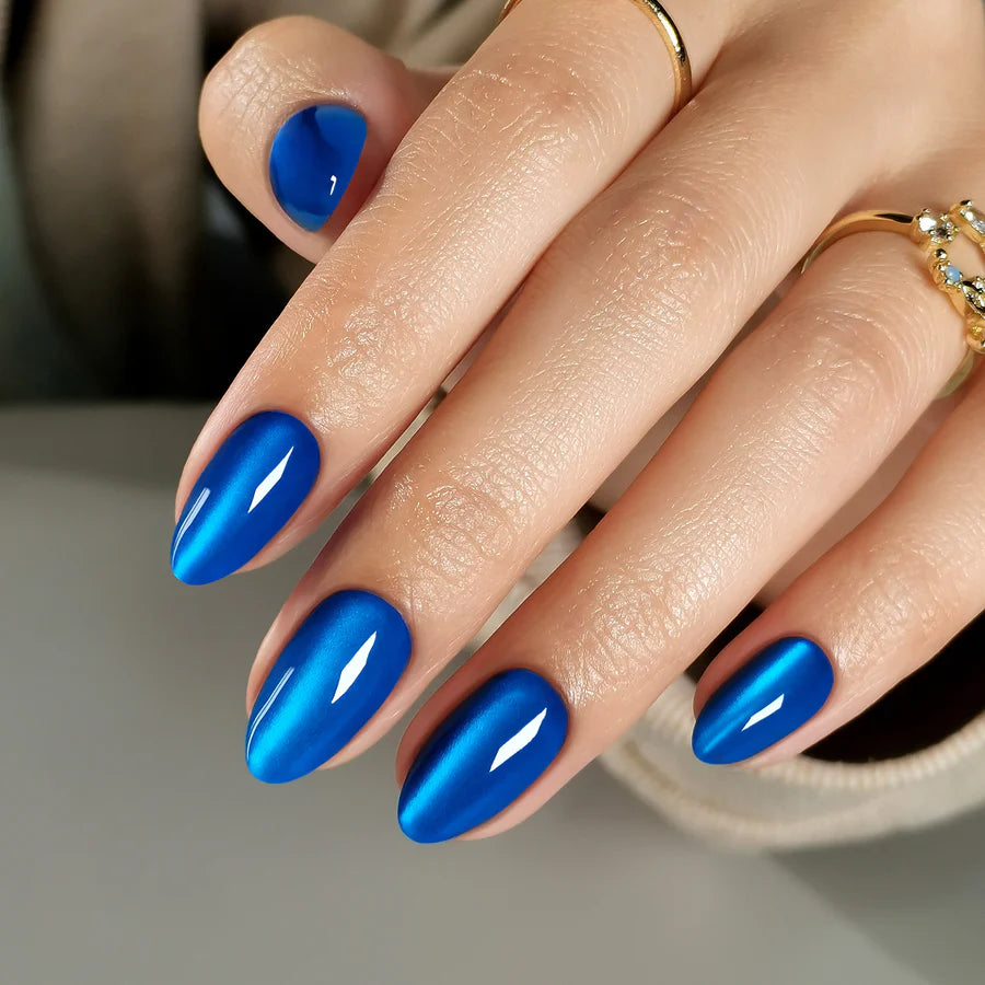 Klein Félin — Amande Cat Eye Bleu | ONAILZ