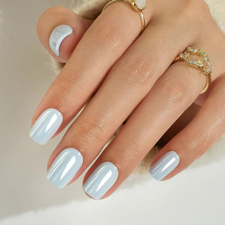 Bleu Azur — Carré Bleu Clair Émaillé | ONAILZ