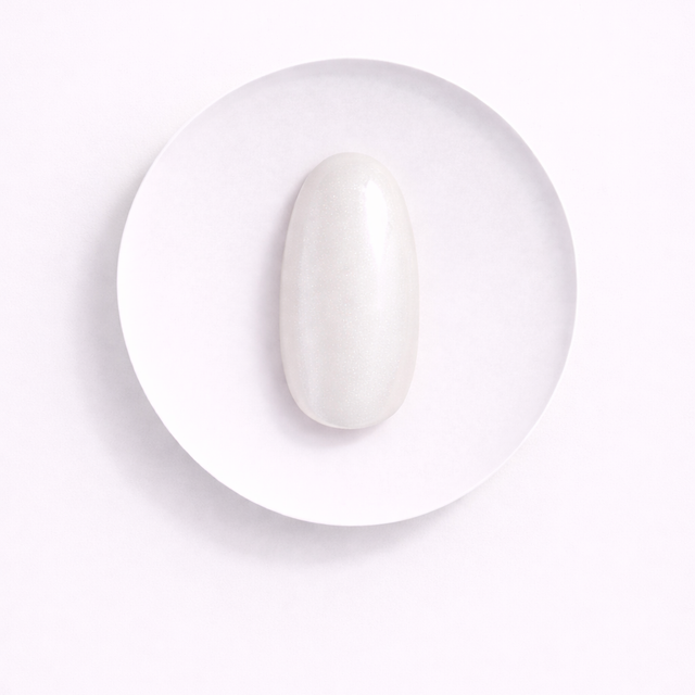 Perle Nacrée — Ovale Court Blanc Perle | ONAILZ