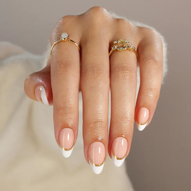 Liseré d’Or — Amande French Bord Doré | ONAILZ