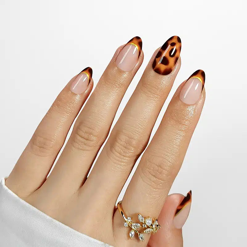 Fauve Chic — Amande French Léopard | ONAILZ