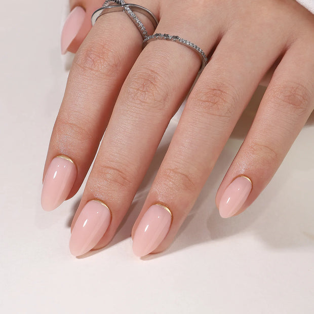 Nude Précieux — Amande Courte Nude & Détails Dorés | ONAILZ