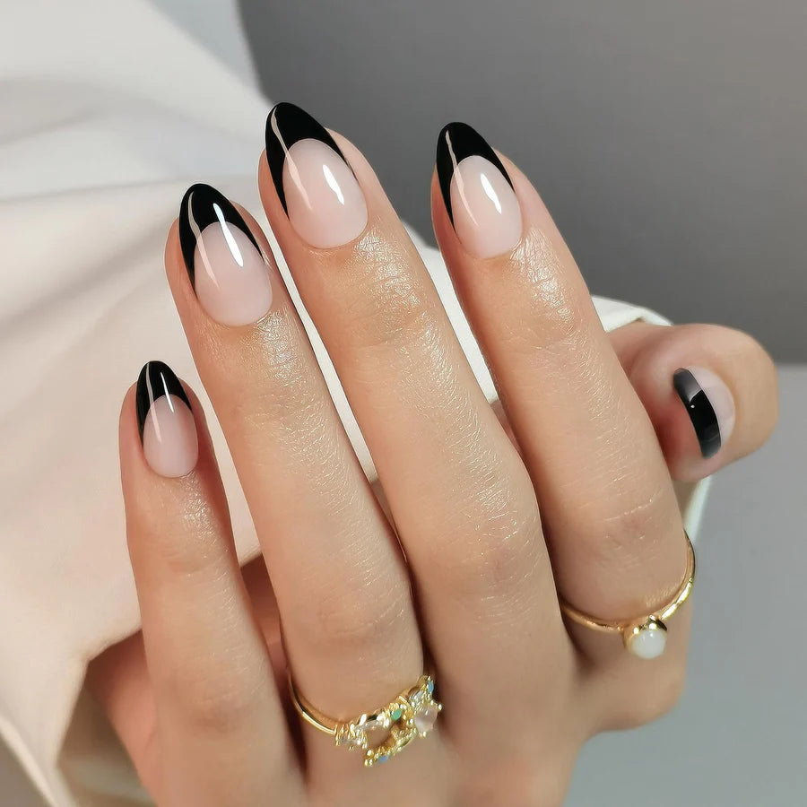 Noir Couture — Amande French Noir Intense | ONAILZ