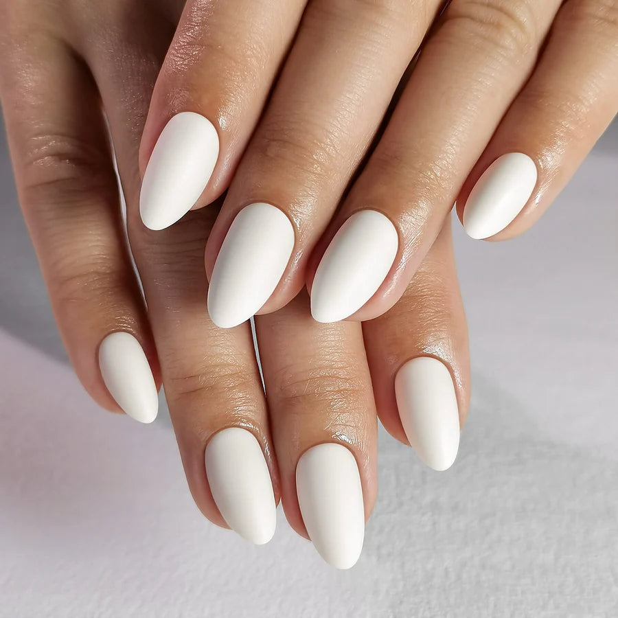 Angel White — Amande Blanche | ONAILZ