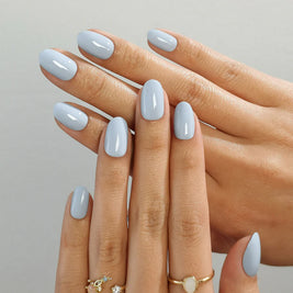 Bleu Azur — Ovale Court Bleu Clair Mat | ONAILZ