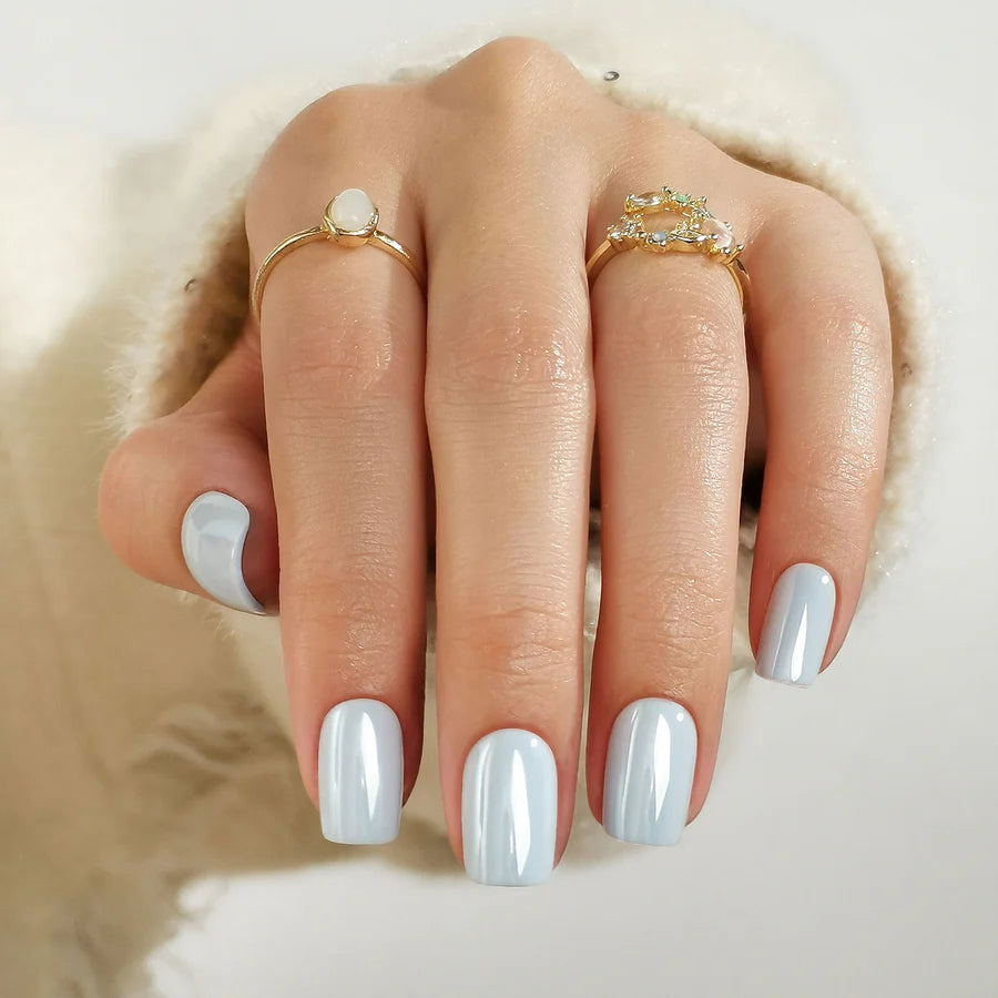 Bleu Azur — Carré Bleu Clair Émaillé | ONAILZ