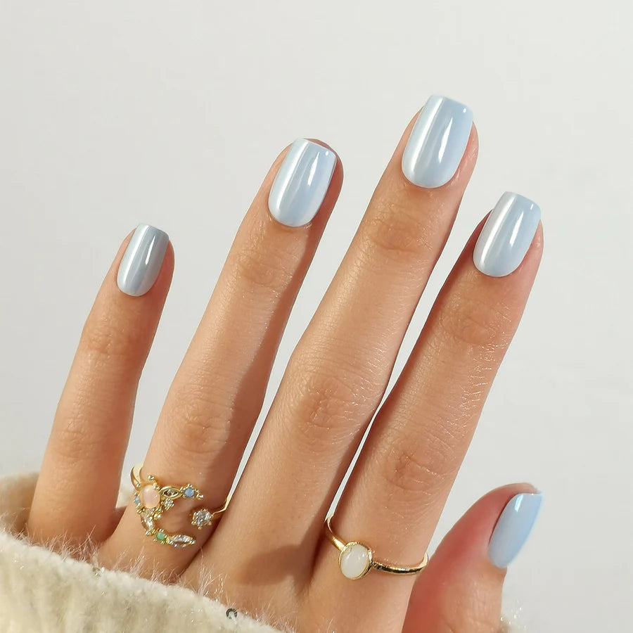 Bleu Azur — Carré Bleu Clair Émaillé | ONAILZ