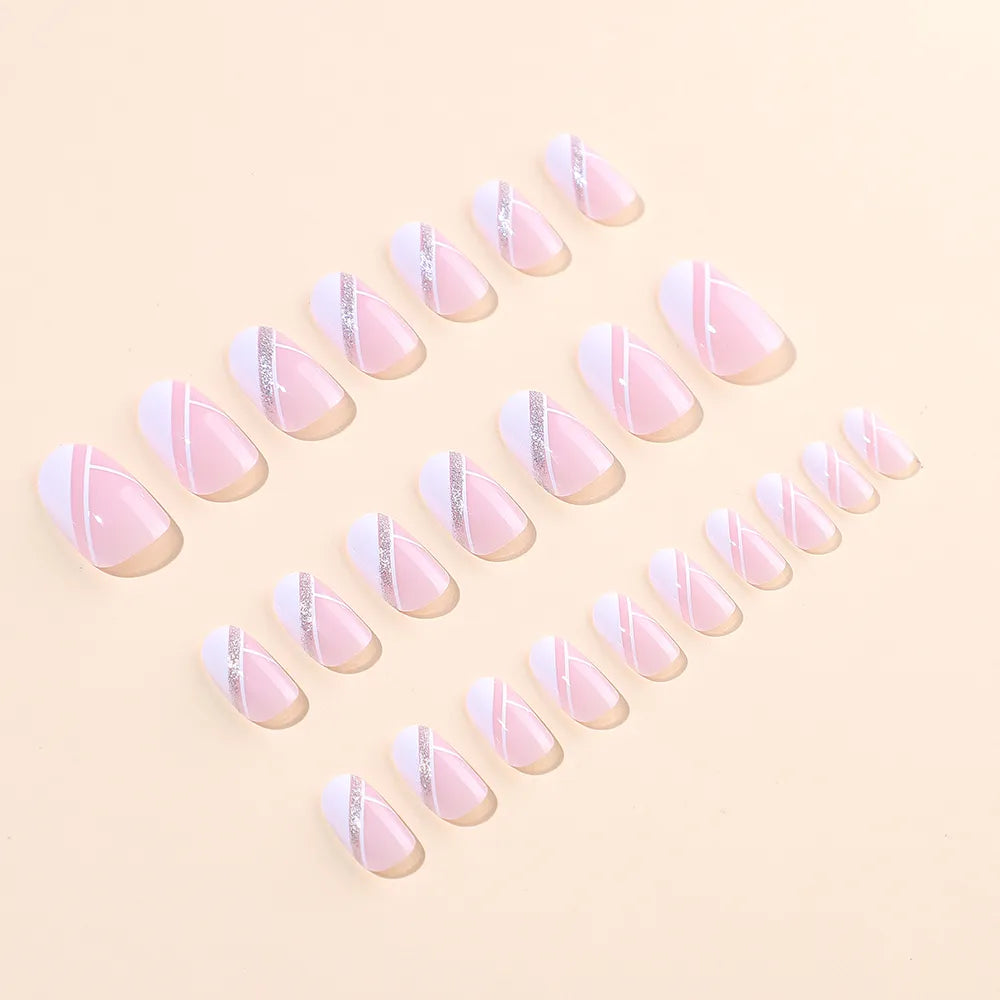 Astra – Ongles courts oval géométriques blanc & glitter