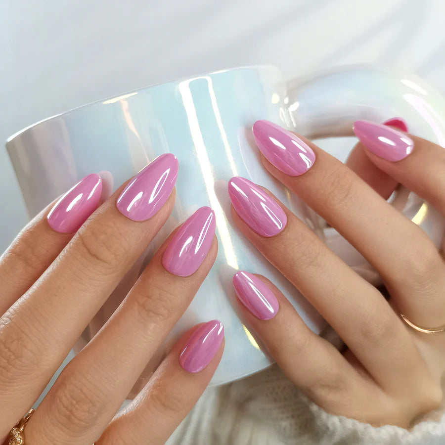 Pink nacré Chromé  — Ovale Court Rose Émaillé | ONAILZ