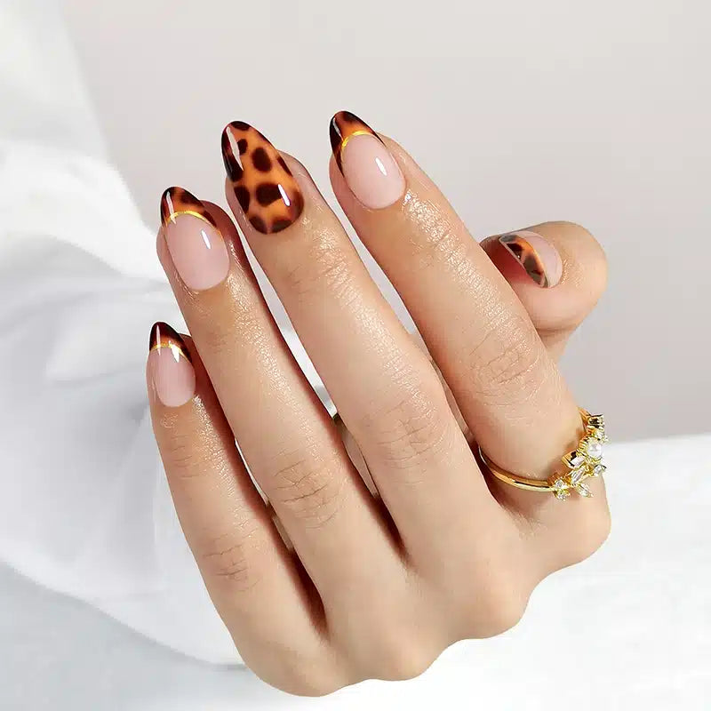 Fauve Chic — Amande French Léopard | ONAILZ